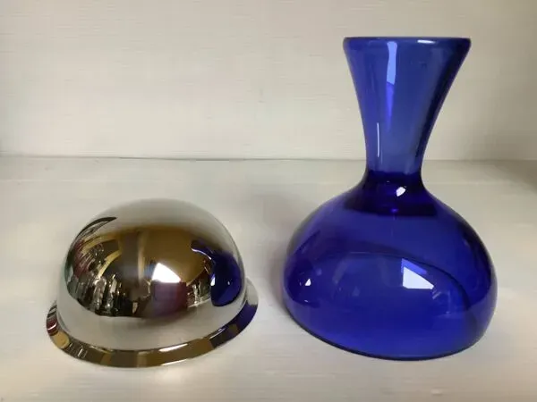 Illustration numéro 4 du produit Vide poche Alessi bleu cobalt 2002