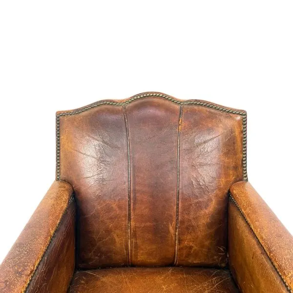 Illustration numéro 4 du produit Fauteuil Moustache Français Antique – Fauteuil Club en Cuir Cognac – Début du 20ème siècle