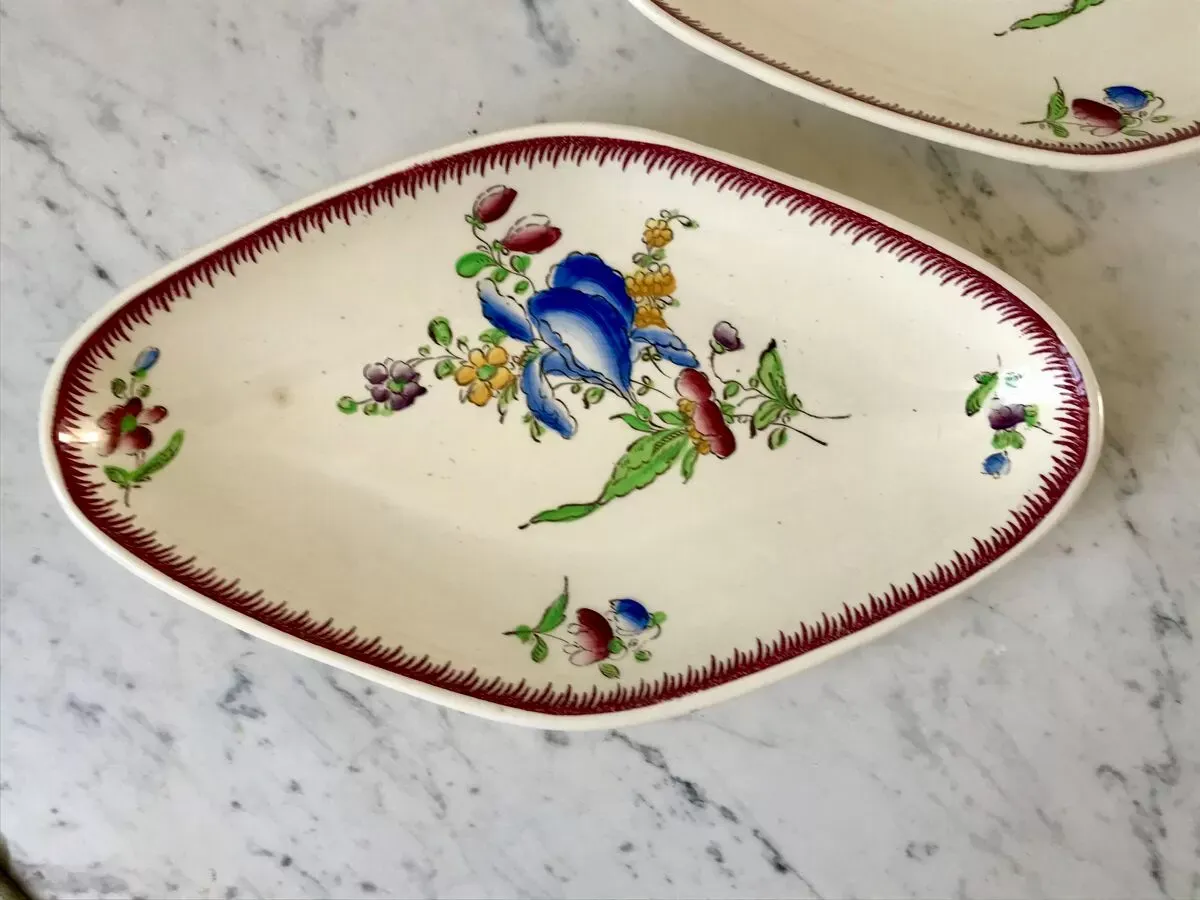 Illustration numéro 4 du produit duo de raviers Villeroy & Boch La Louvière fabrication belge en Terre de Fer début XXème