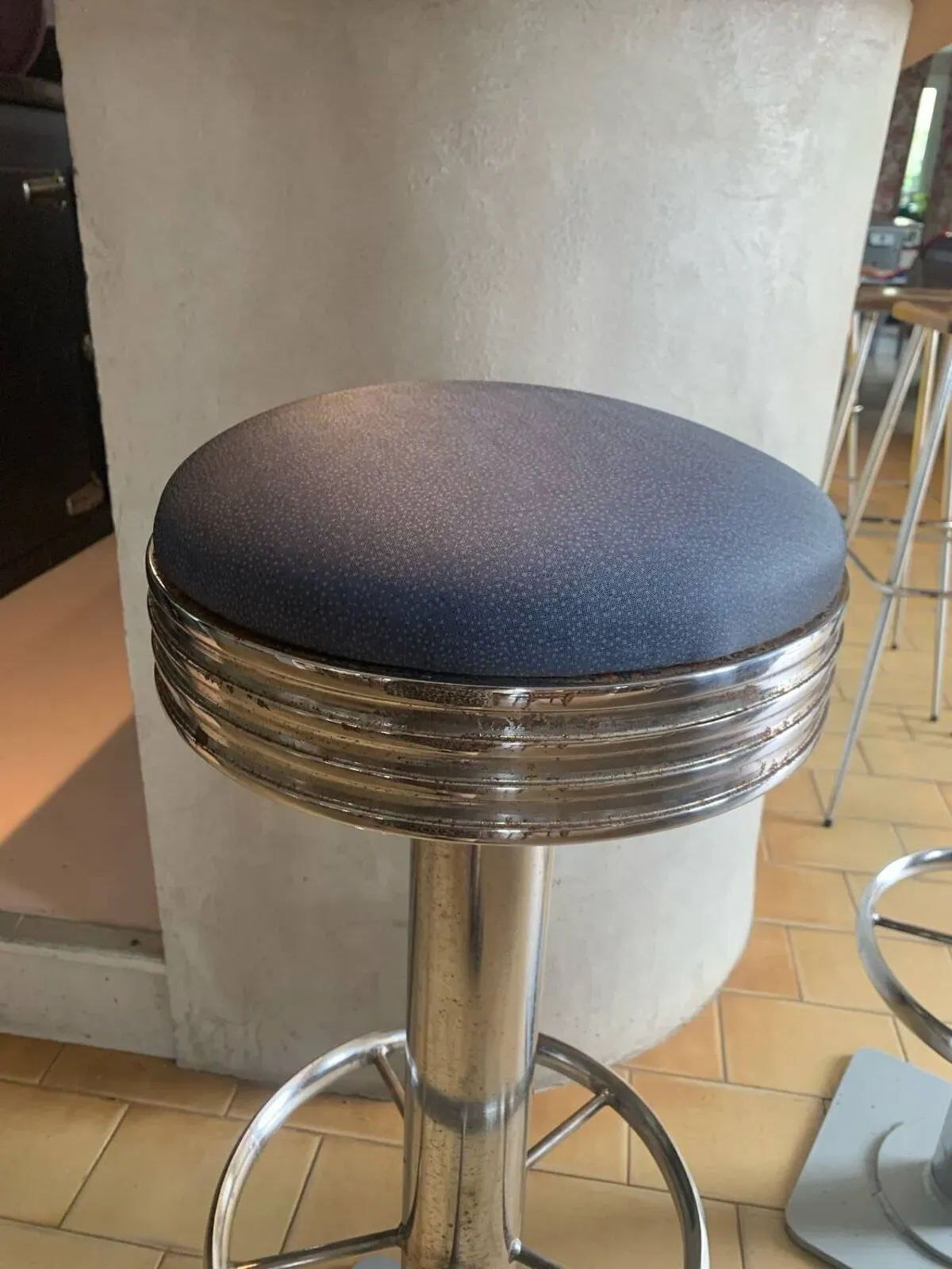 Illustration numéro 4 du produit Tabourets industriels