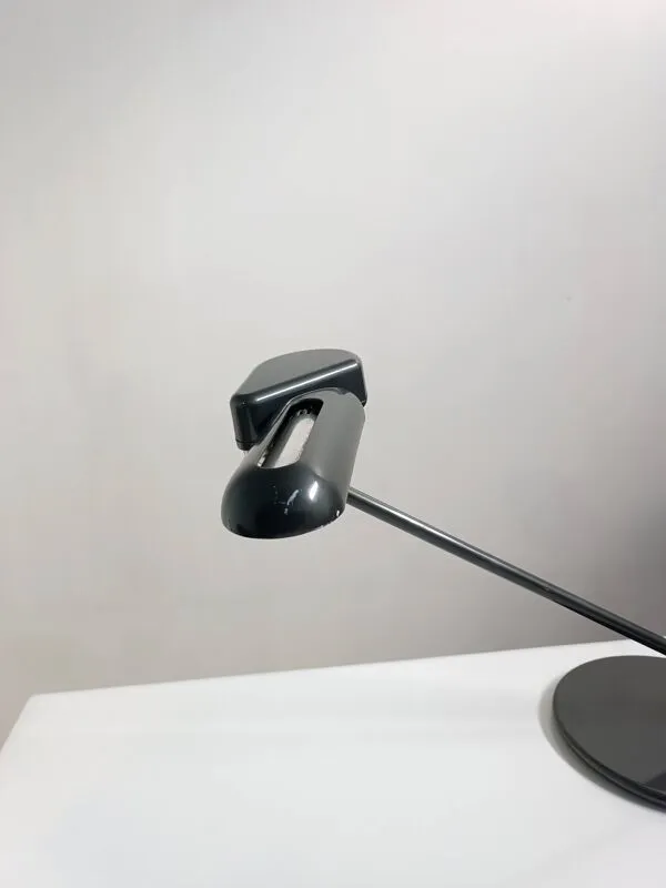 Illustration numéro 4 du produit Lampe Ring A 400 par Bruno Gecchelin pour Arteluce 1979