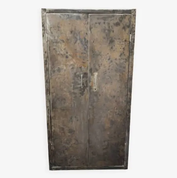 Illustration numéro 4 du produit Armoire style Tolix