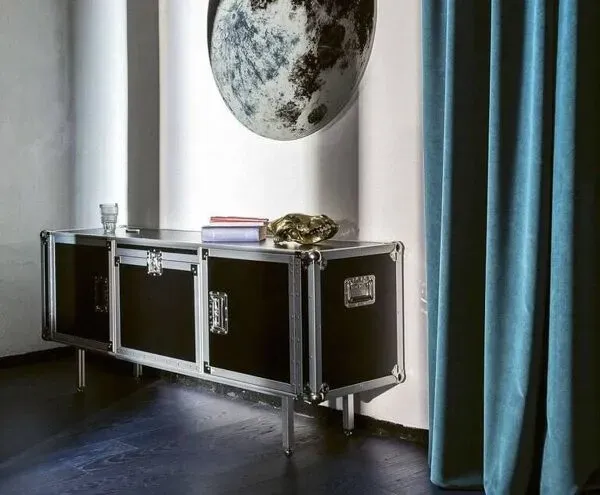 Illustration numéro 4 du produit Enfilade MOROSO x DIESEL Total Flightcase 180