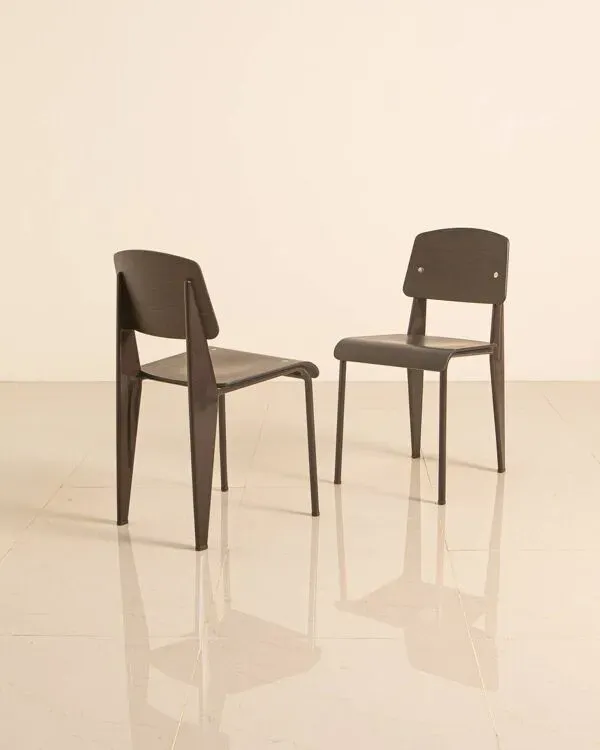 Illustration numéro 4 du produit Paire de chaises ''Standard'' par Jean Prouvé pour Vitra 00's