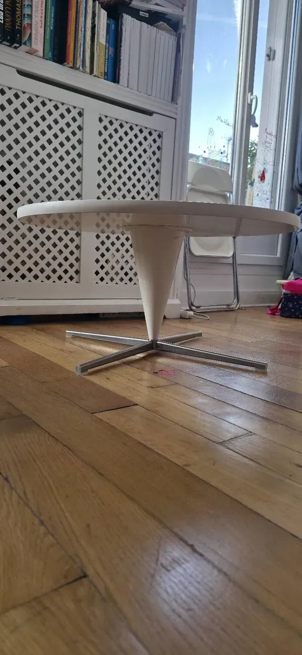 Illustration numéro 4 du produit Table basse Cone Vitra