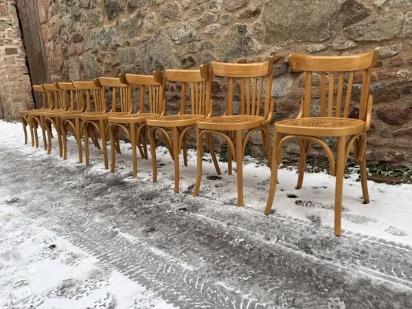 Illustration numéro 4 du produit Lot de 9 chaises bistrot vintage en bois de hêtre – bentwood, assise motif