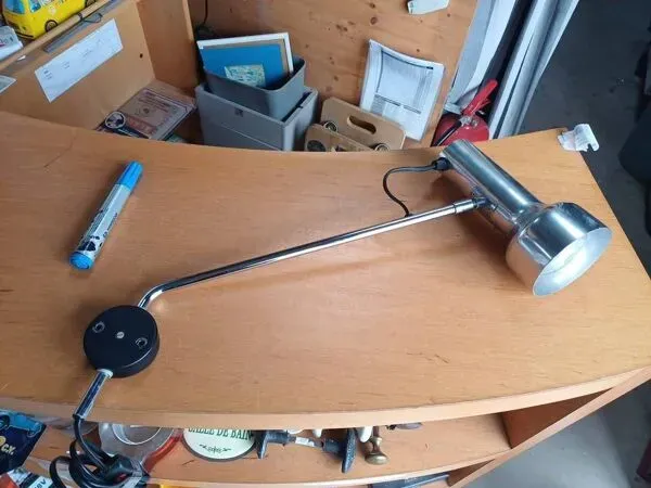 Illustration numéro 4 du produit Lampe style industrielle vintage