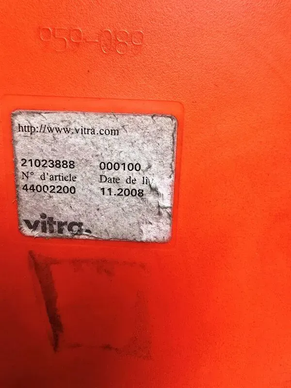 Illustration numéro 4 du produit Suite de 5 chaises DSR, Charles & Ray Eames