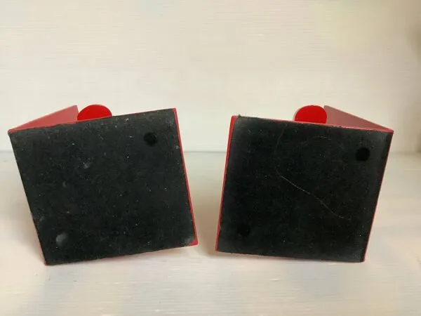 Illustration numéro 4 du produit Paire de serre livres téléphones rouges