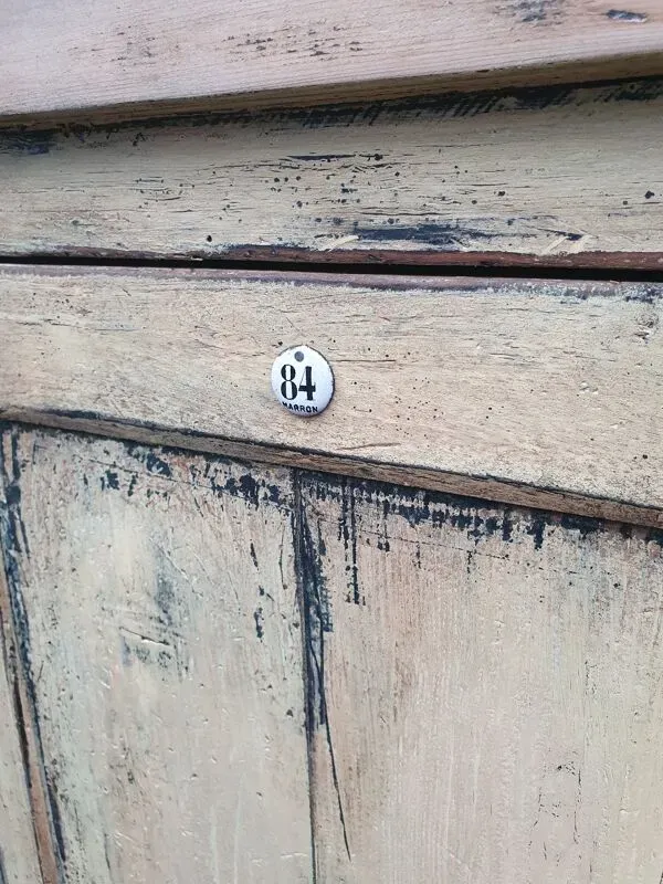 Illustration numéro 4 du produit Meuble de métier