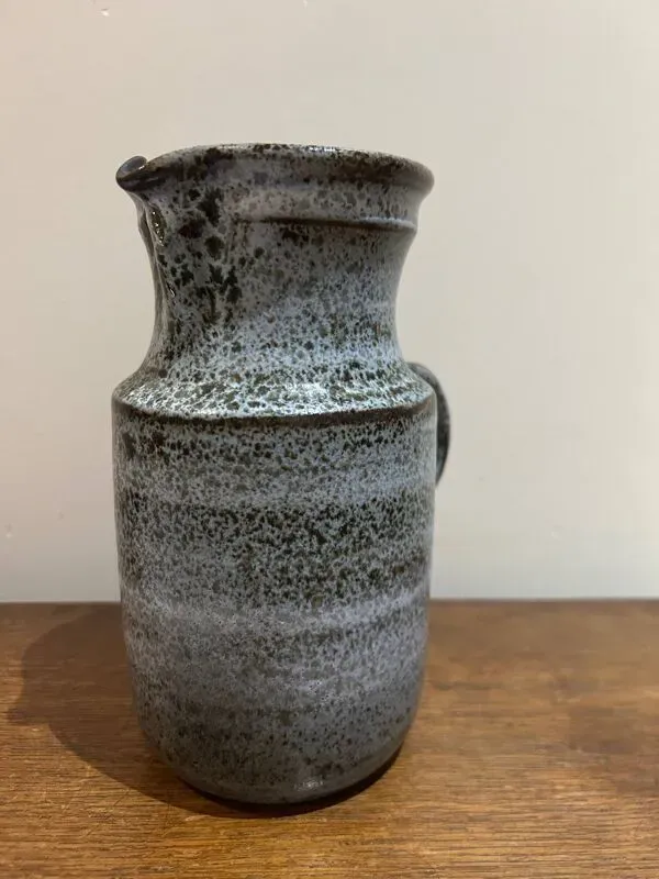 Illustration numéro 4 du produit Pichet en céramique Roger Collet