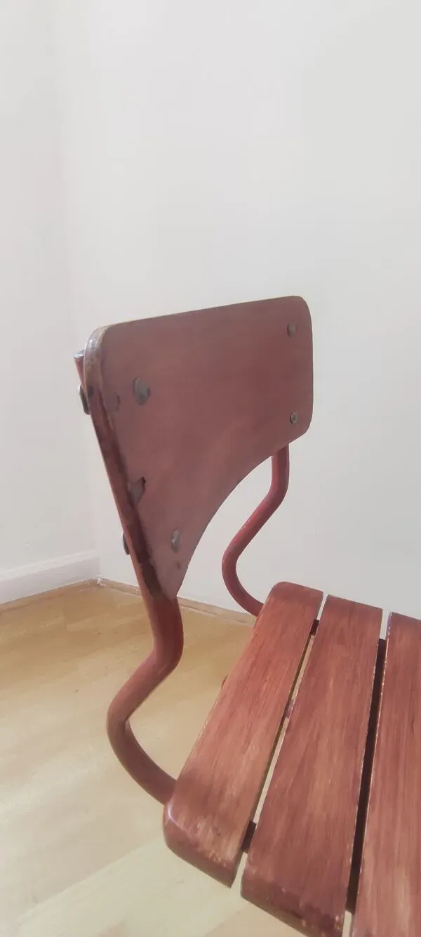 Illustration numéro 4 du produit Bureau d'école vintage en bois