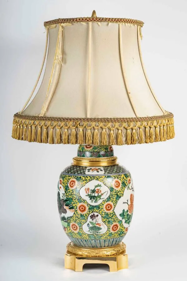 Illustration numéro 4 du produit Lampe en Porcelaine de Samson de Style Chinois XIXème Siècle