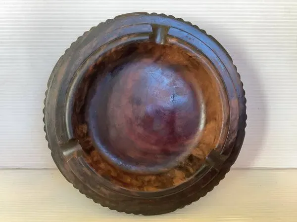 Illustration numéro 4 du produit Vide poche, cendrier en bois massif