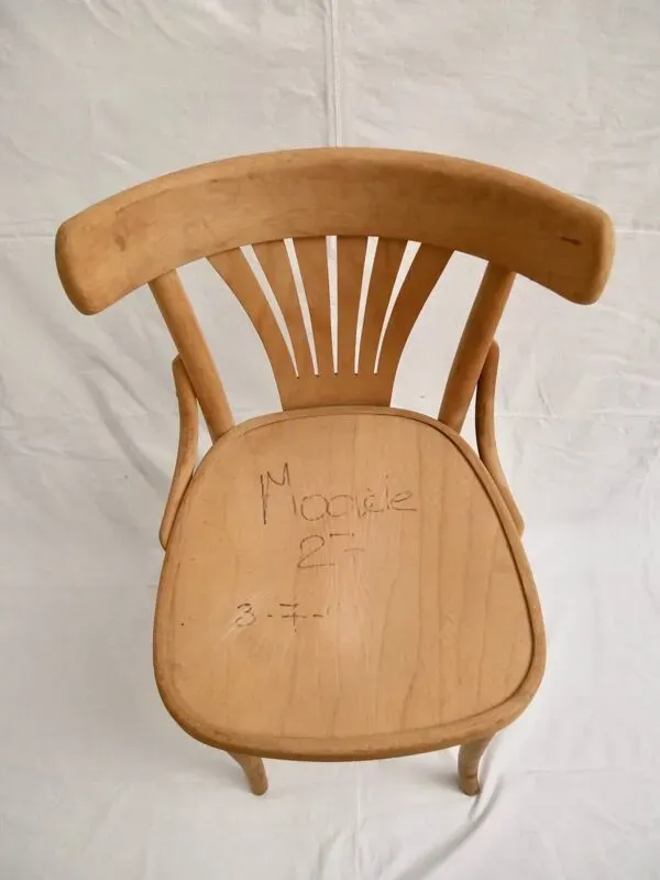 Illustration numéro 4 du produit Chaise baumann modele 27