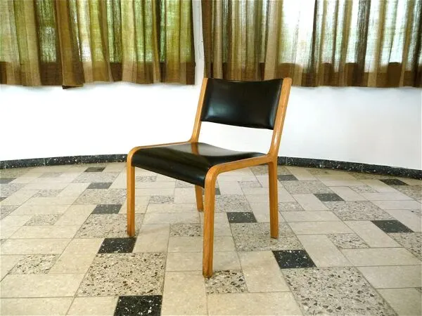 Illustration numéro 4 du produit Ensemble de 2 chaises d'appoint en bois cintré par Wilhelm Ritz pour Wilkhahn, Allemagne, années 1960.