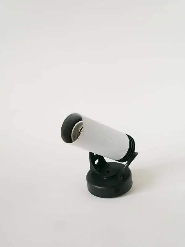 Illustration numéro 4 du produit Applique spot en métal, blanc, 1970