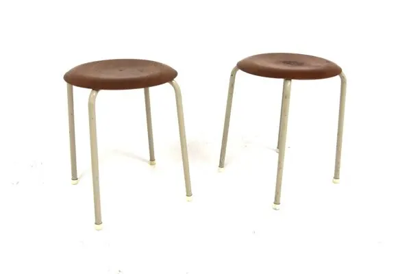 Illustration numéro 4 du produit Set de 2 tabourets en teck et métal, Suède, 1960