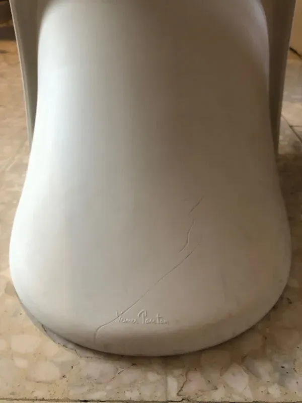 Illustration numéro 4 du produit 4 chaises Verner Panton S blanches (LGA Nurnberg GS)