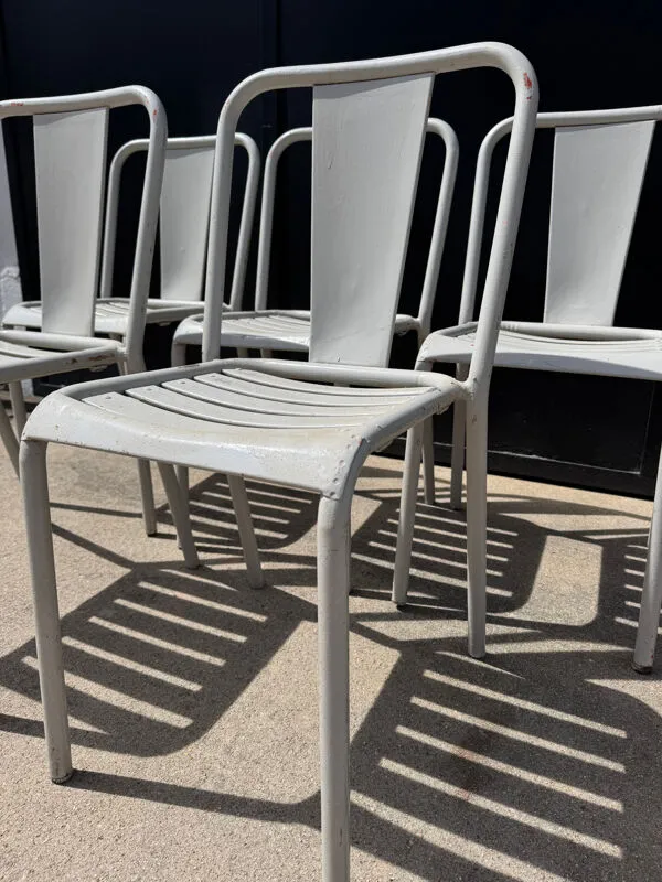 Illustration numéro 4 du produit Chaises de bistrot Tolix années 60