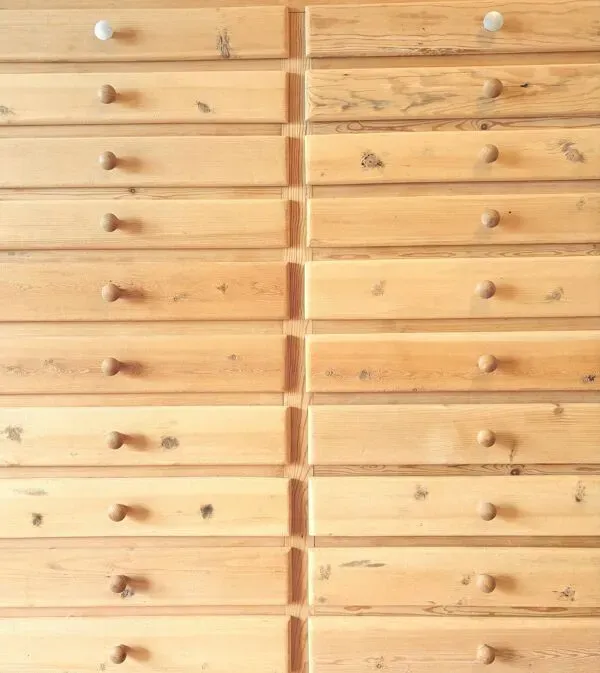 Illustration numéro 4 du produit Meuble de métier en pin clair