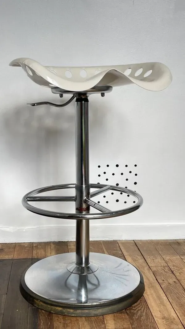 Illustration numéro 4 du produit Tabouret haut mirima vintage assise tracteur