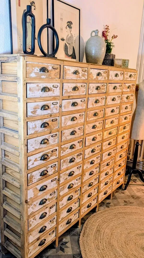 Illustration numéro 4 du produit Meuble de métier ''60 tiroirs