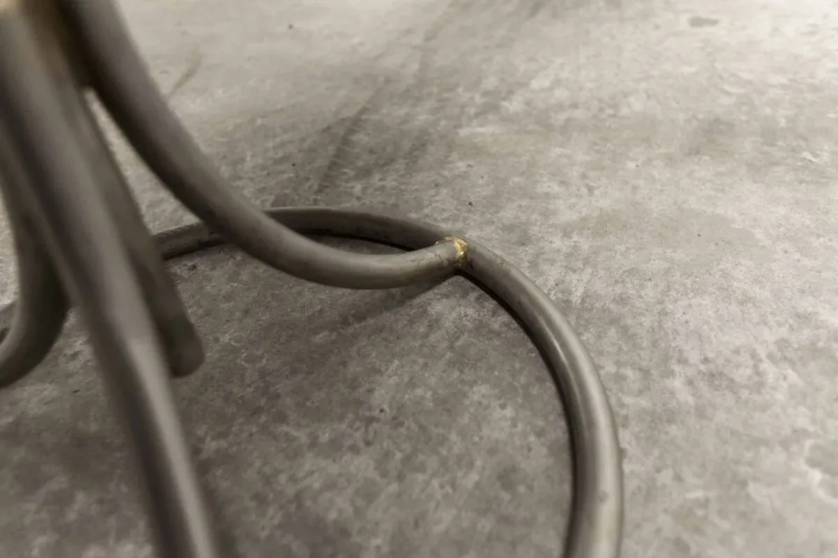 Illustration numéro 4 du produit Paire de chaise tournante de télégraphiste Armée française cuir neuf