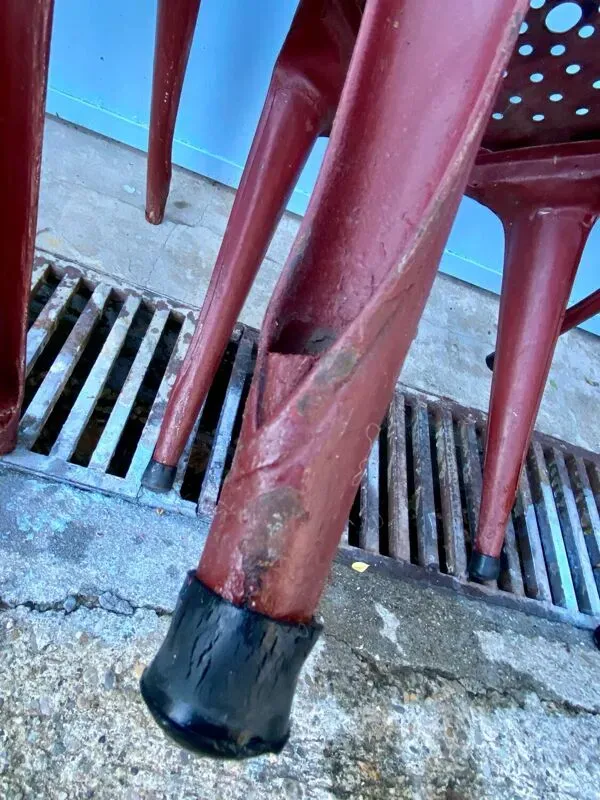 Illustration numéro 4 du produit Chaise industrielle par Joseph Mathieu