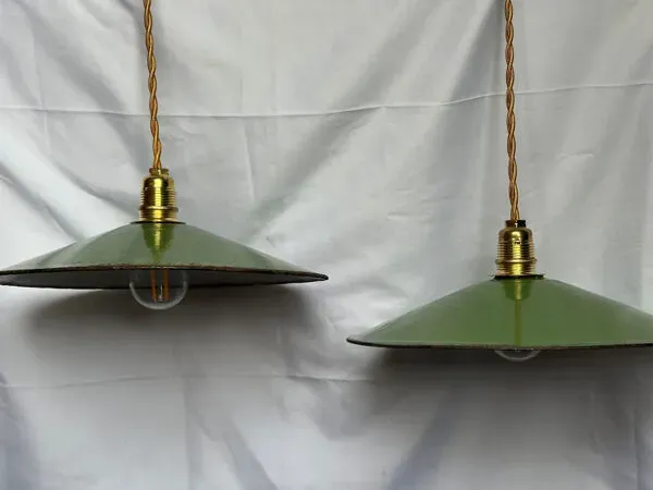 Illustration numéro 4 du produit Paire de suspensions en tôle émaillée verte