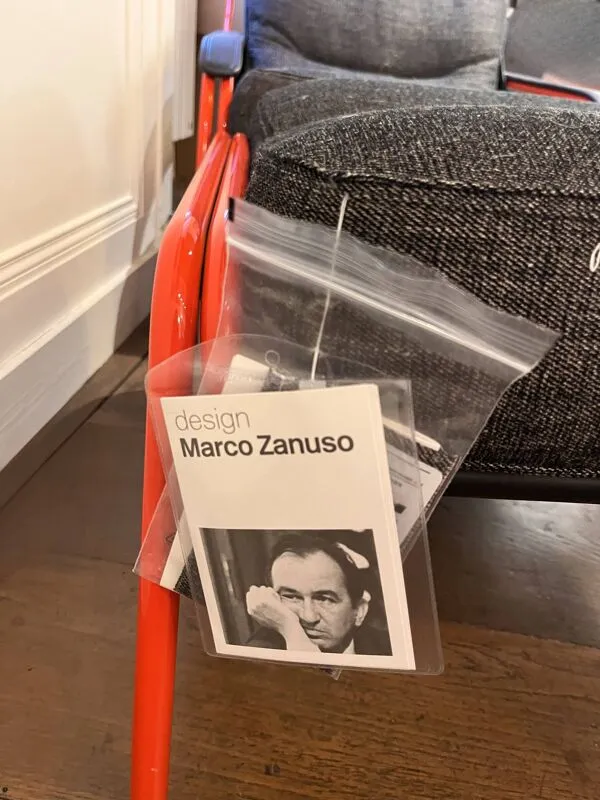 Illustration numéro 4 du produit Fauteuil et pouf Maggiolina –Design Marco Zanuso – Cuir & Structure orange