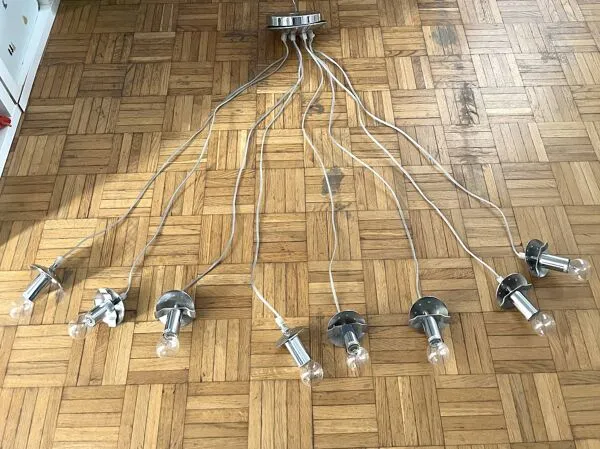 Illustration numéro 4 du produit Suspension vintage années 70 – 8 lumières – métal chromé