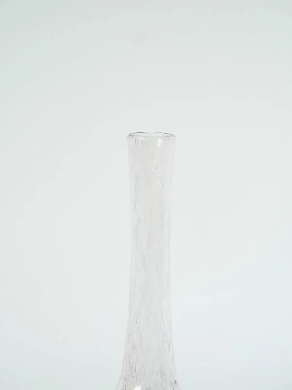 Illustration numéro 4 du produit Vse en verre bullé rose, dans le goût de Biot, signé, 1970