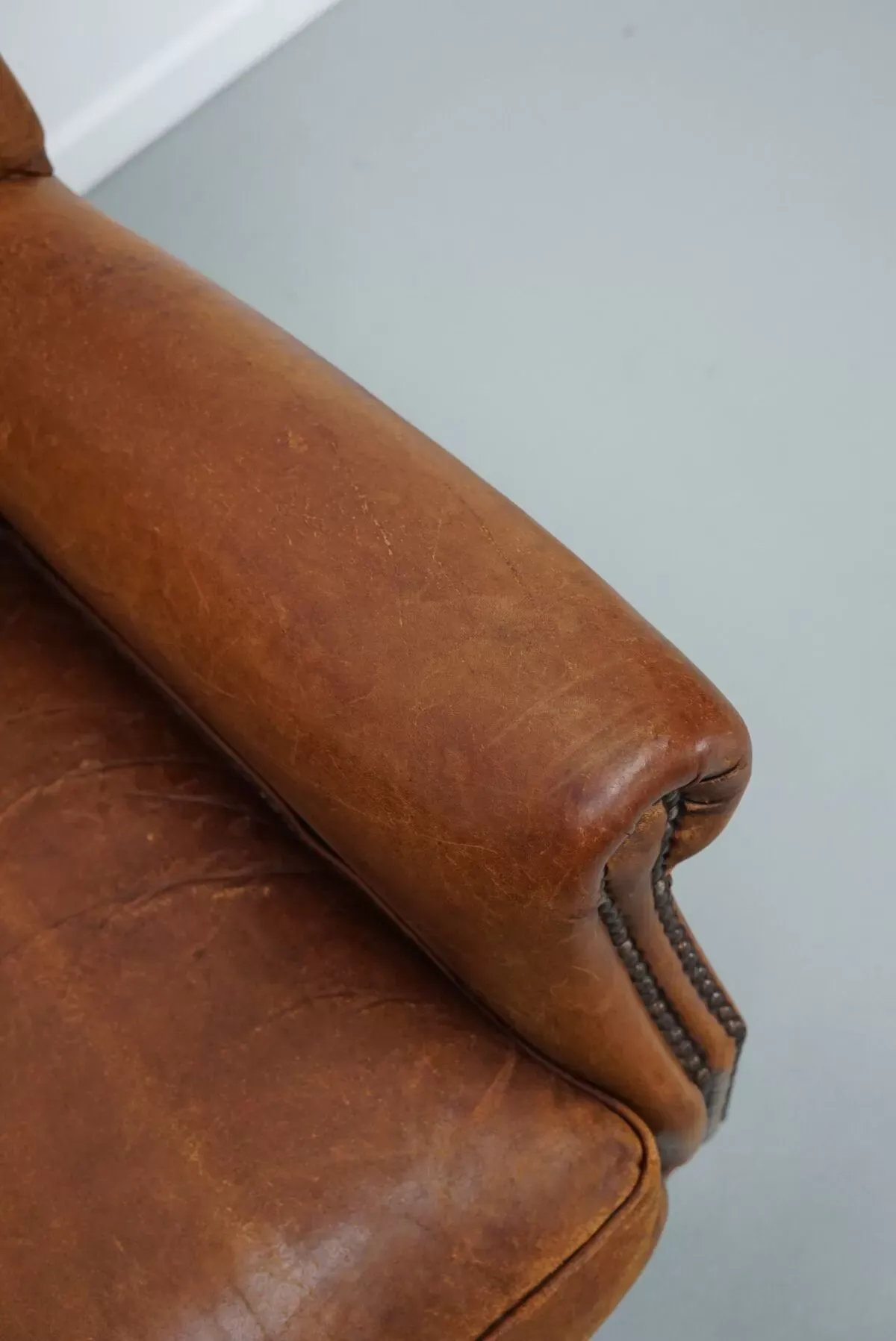 Illustration numéro 4 du produit Fauteuil club vintage en cuir couleur cognac, pays-bas fauteuil club vintage en cuir couleur cognac, pays-bas