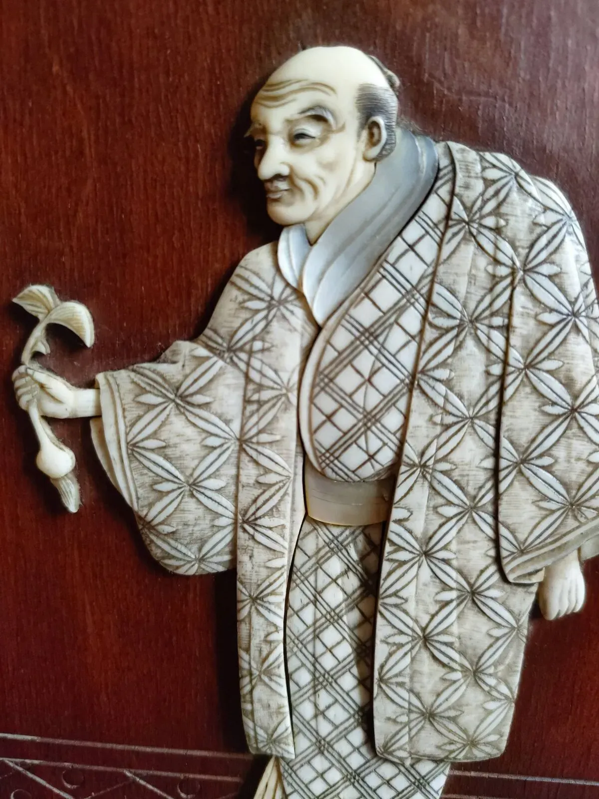 Illustration numéro 4 du produit Meuble de présentation estampillé - xixème