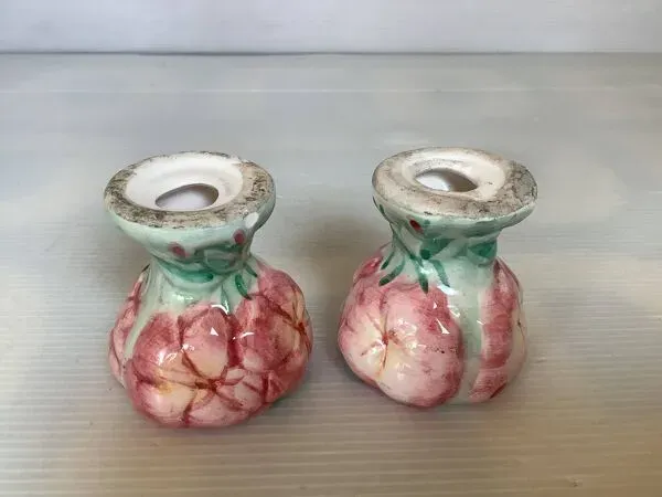 Illustration numéro 4 du produit Paire de coquetiers barbotine