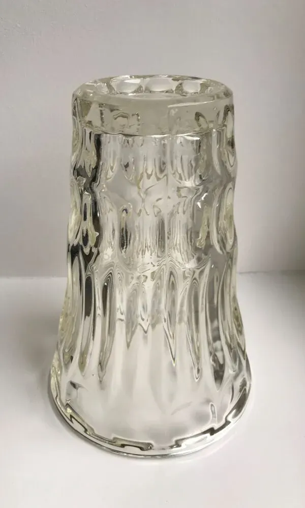 Illustration numéro 4 du produit Vase en cristal art déco années 30