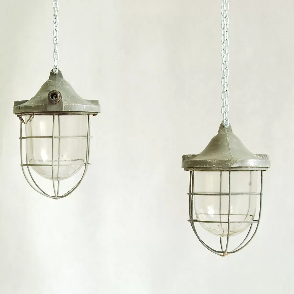 Illustration numéro 4 du produit Industrial suspension of RSWO Elektryka Sopot, 1970 s