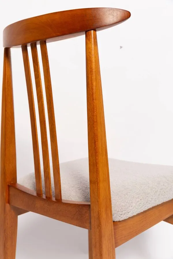 Illustration numéro 4 du produit Chaise en hêtre bouclé mi-siècle, design de M. Zielinski, Europe, 1960s