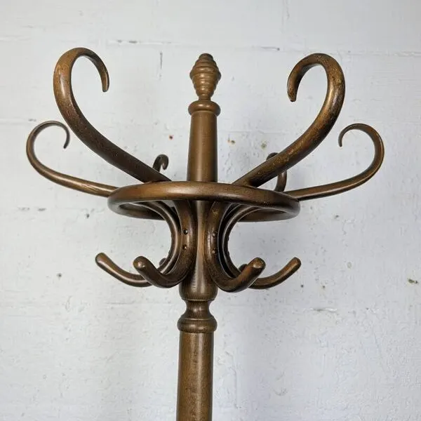 Illustration numéro 4 du produit Porte-manteau perroquet bistrot en bois courbé