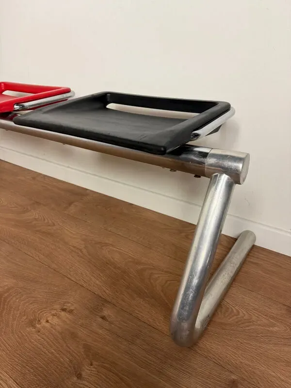 Illustration numéro 4 du produit Banc 3 places FERFOR – design Estudi Cread, années 1980