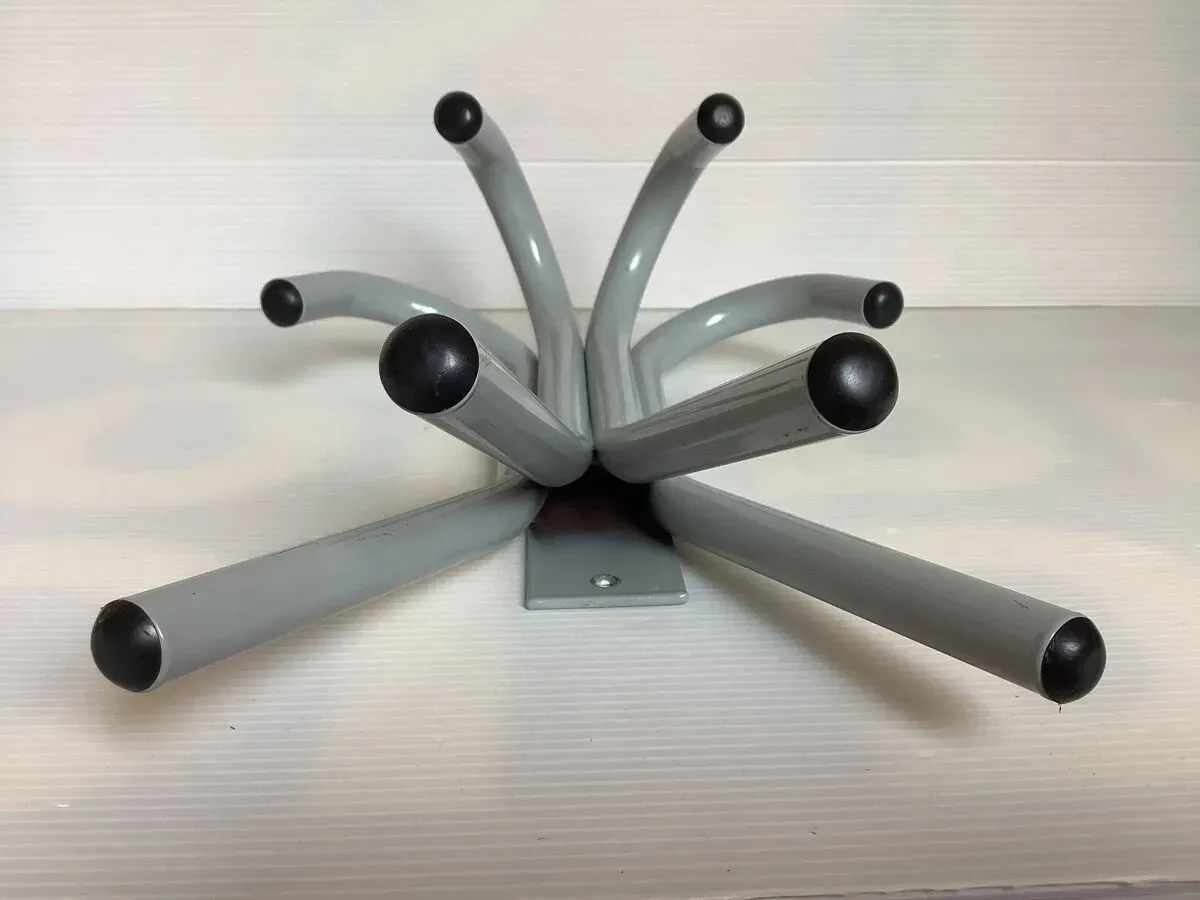 Illustration numéro 4 du produit Porte manteau industriel huit patères