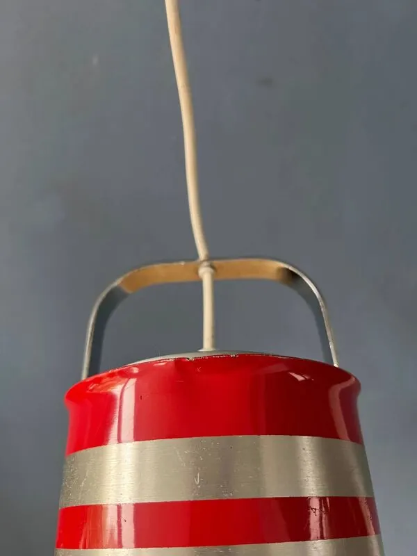 Illustration numéro 4 du produit Suspension « Bucket » rouge Space Age par Ateljé Lyktan