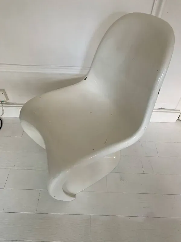 Illustration numéro 4 du produit Chaise S de Verner Panton