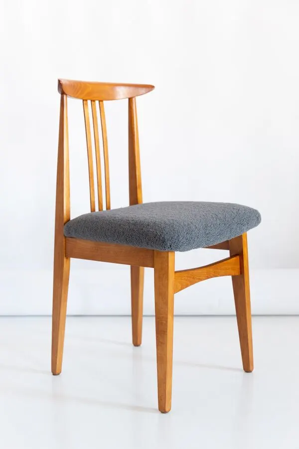 Illustration numéro 4 du produit Chaise en bouclé gris, conçu par m. zielinski, europe, années 1960