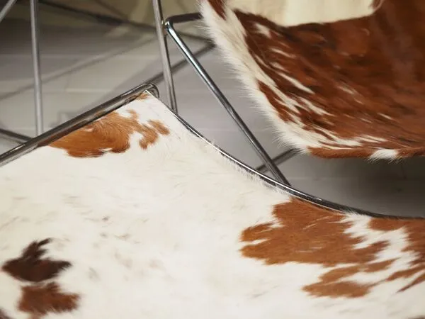 Illustration numéro 4 du produit Chaises longues et hamac de David par Odile Mir, France 1972