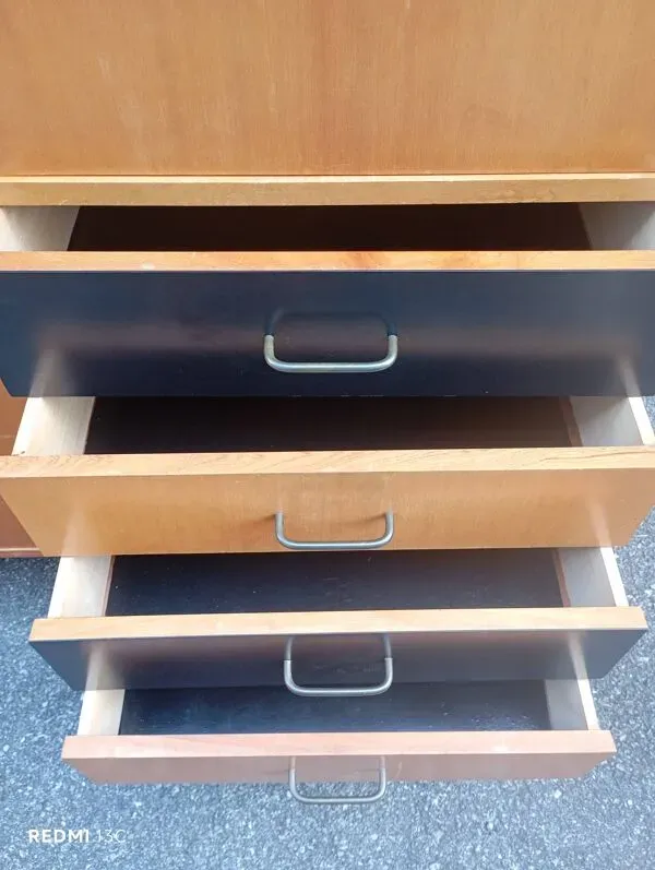 Illustration numéro 4 du produit Armoire vintage Claude Vassal