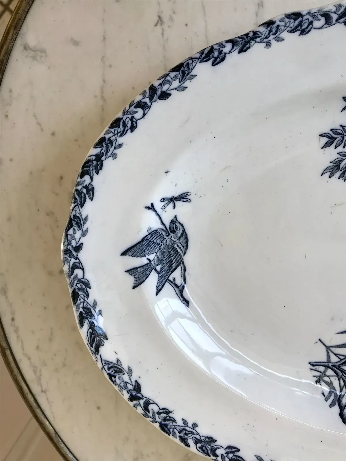 Illustration numéro 4 du produit Plat oval Terre de Fer Mésanges début XIXème