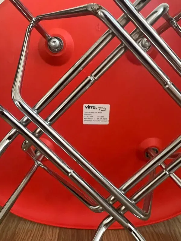 Illustration numéro 4 du produit Vitra chaise DSR - Charles eames