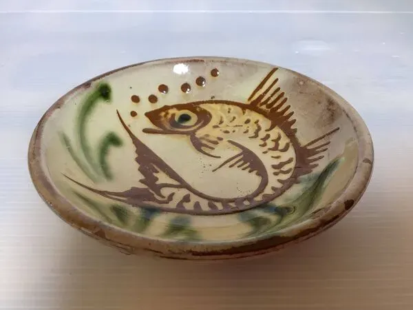 Illustration numéro 4 du produit Vide poche baguier poisson céramique